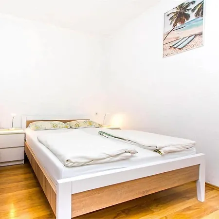 Appartement Dragica A1,